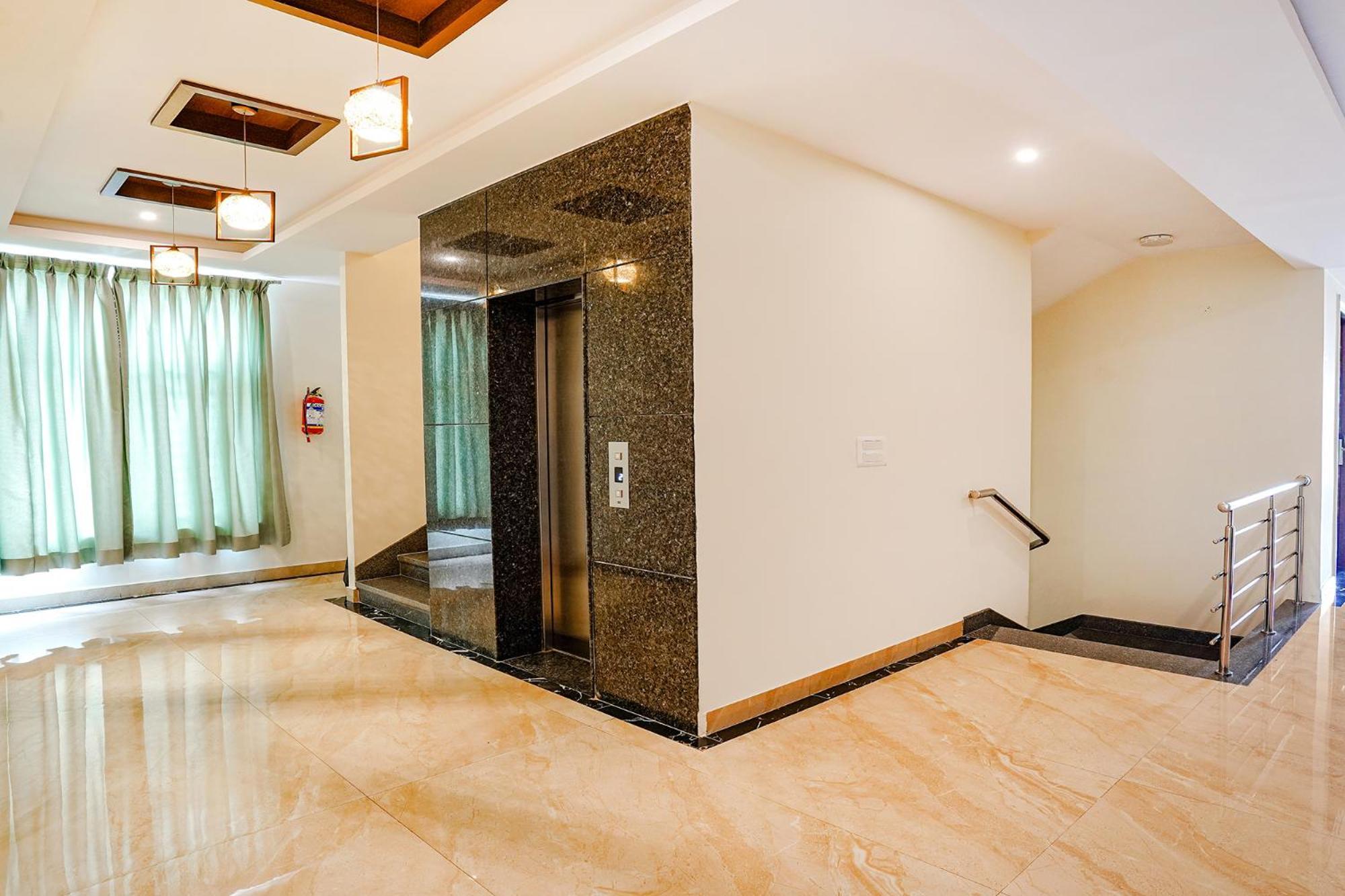 Fabhotel Wonder Stay Suite Rooms - Nr Aecs Layout Main Road Bangalore Eksteriør billede