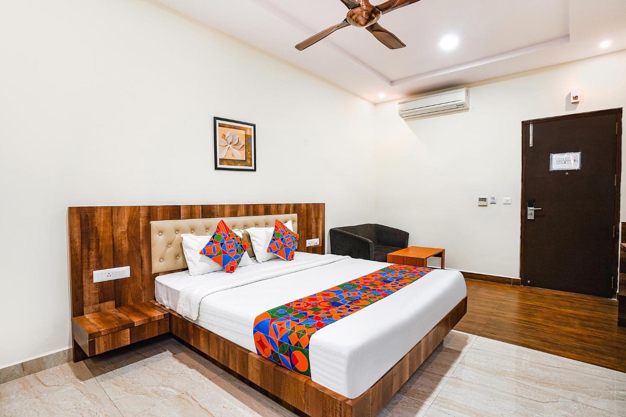 Fabhotel Wonder Stay Suite Rooms - Nr Aecs Layout Main Road Bangalore Eksteriør billede